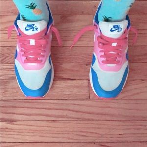 Women’s Air Max 2 HYP PRM
